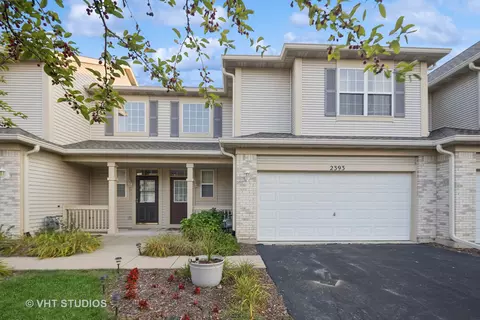 2393 Sunshine Ln, Aurora, IL 60503