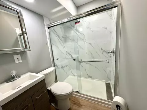 Bath - 1015 Maple St, Bloomington, IL 61701 photo 1 of 2