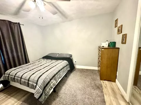 Bedroom - 1015 Maple St, Bloomington, IL 61701 photo 1 of 4