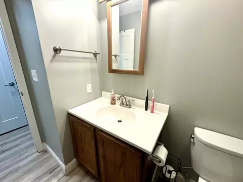Bath - 1015 Maple St, Bloomington, IL 61701 photo 2 of 2