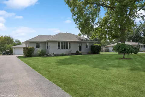 Exterior - 16327 S Lily Cache Rd, Plainfield, IL 60586 photo 6 of 6
