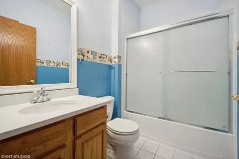 Bath - 13813 S Hickory Ln, Plainfield, IL 60544 photo 2 of 3