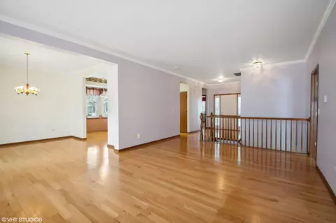 Living - 13813 S Hickory Ln, Plainfield, IL 60544 photo 2 of 3