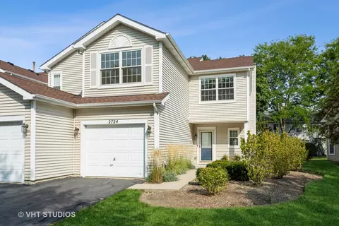2724 Odlum Dr, Schaumburg, IL 60194