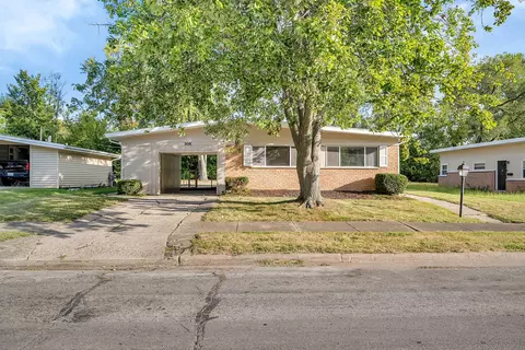 306 Shawnee St, Park Forest, IL 60466