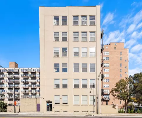 550 W Harrison St #553, Chicago, IL 60607