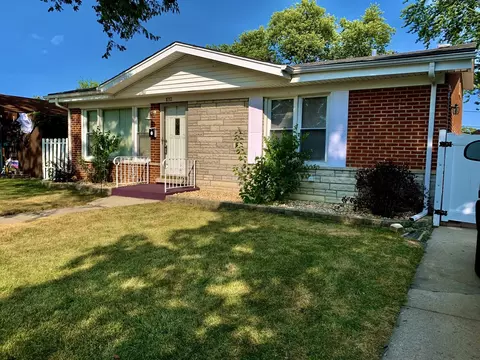 11713 S Kedvale Ave, Alsip, IL 60803