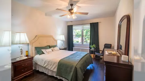 5040 N Ridgeway Ave, Chicago, IL 60625 photo 11