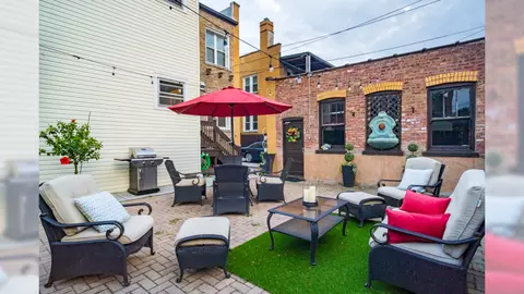 5040 N Ridgeway Ave, Chicago, IL 60625 photo 2