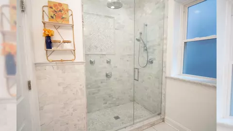 5040 N Ridgeway Ave, Chicago, IL 60625 photo 8