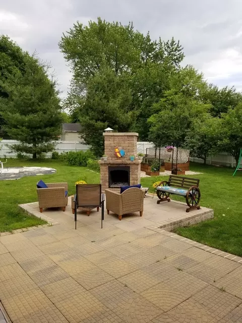Exterior - 424 Mohawk Dr, Bourbonnais, IL 60914 photo 6 of 10