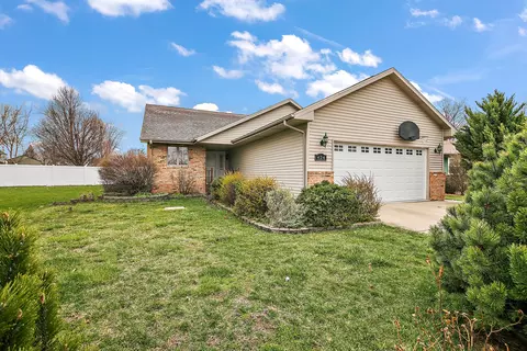 424 Mohawk Dr, Bourbonnais, IL 60914