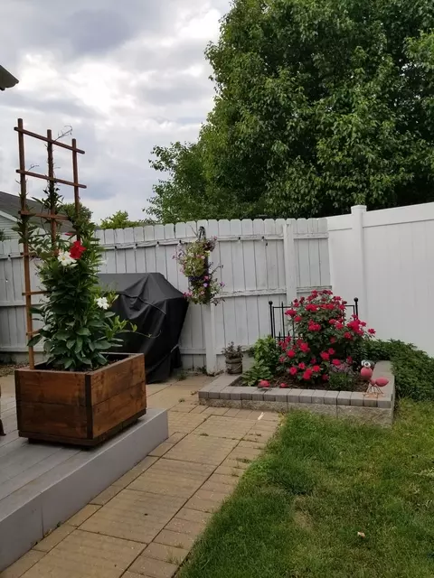 Exterior - 424 Mohawk Dr, Bourbonnais, IL 60914 photo 7 of 10