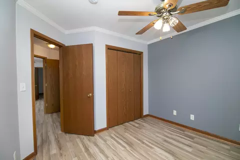 Bedroom - 424 Mohawk Dr, Bourbonnais, IL 60914 photo 2 of 4