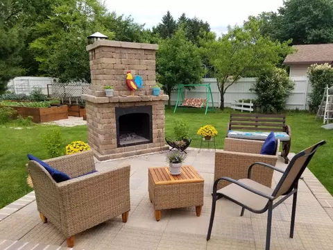 Exterior - 424 Mohawk Dr, Bourbonnais, IL 60914 photo 8 of 10