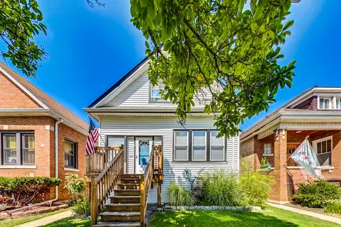 5232 W Grace St, Chicago, IL 60641