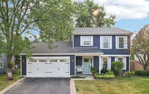 1545 Shelton Ln, Crystal Lake, IL 60014