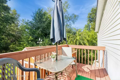 Exterior - 235 Windward, Lakemoor, IL 60051 photo 1 of 5