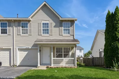 335 Richmond Dr, Romeoville, IL 60446