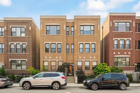 1261 E 46th St #201E, Chicago, IL 60653