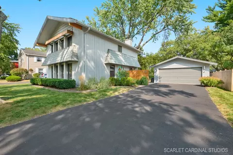 1412 Killdeer Dr, Naperville, IL 60565 photo 2