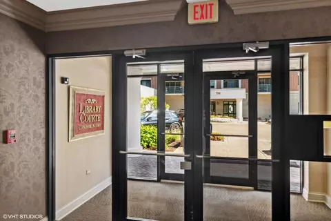 770 Pearson St #2-502, Des Plaines, IL 60016 photo 21