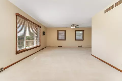 104 Tanner St, Bloomington, IL 61701 photo 5