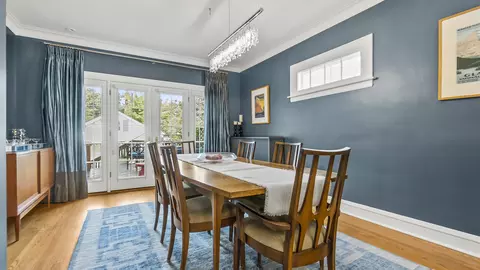 Dining - 2150 Mcdaniel Ave, Evanston, IL 60201 photo 1 of 5