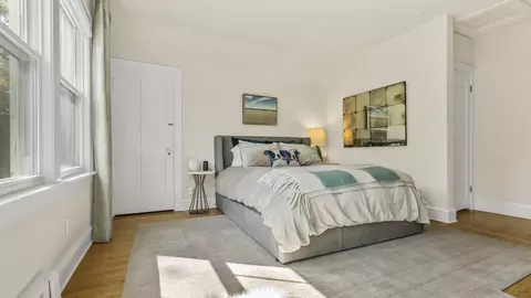 Bedroom - 2150 Mcdaniel Ave, Evanston, IL 60201 photo 2 of 5