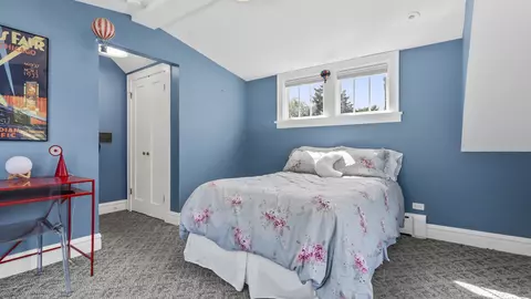 Bedroom - 2150 Mcdaniel Ave, Evanston, IL 60201 photo 5 of 5