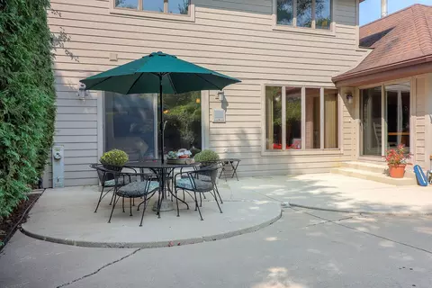 321 Chatelaine Ct, Willowbrook, IL 60527 photo 30