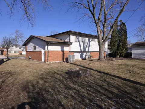 413 Stanton St, Park Forest, IL 60466 photo 43