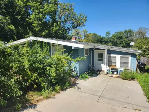 551 Kimball Ave, Wauconda, IL 60084