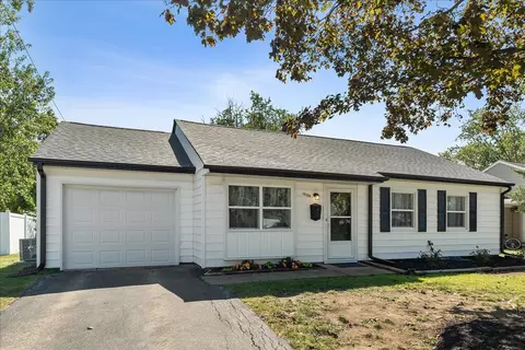 10155 Hibiscus Dr, Orland Park, IL 60462