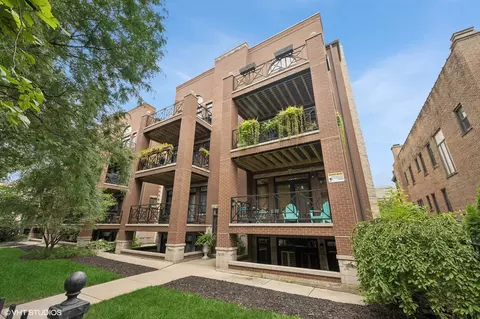 4541 N Malden St #GS, Chicago, IL 60640