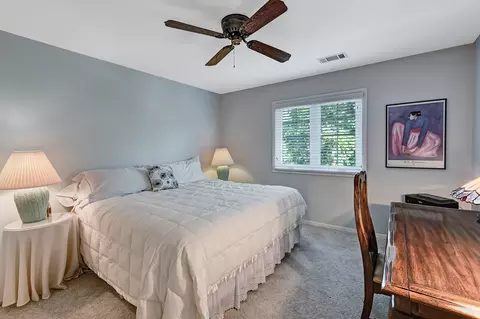 239 Brookside Ln #D, Willowbrook, IL 60527 photo 9