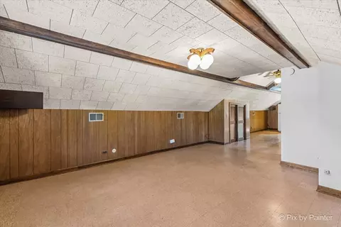 863 E Prairie Ave, Des Plaines, IL 60016 photo 17