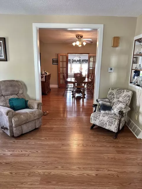 604 Genesee Ave, Morrison, IL 61270 photo 12