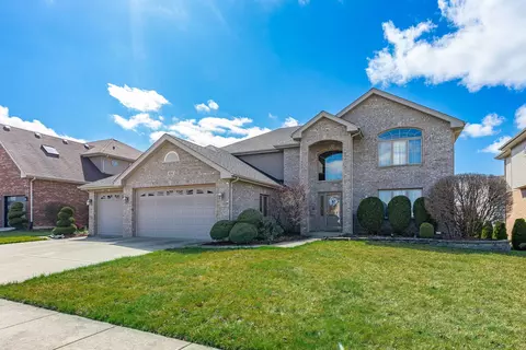 924 Donnington Dr, Matteson, IL 60443