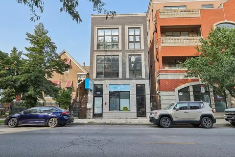 850 N Damen Ave #2F, Chicago, IL 60622