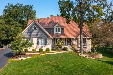 401 Spring Cress Ln, West Chicago, IL 60185