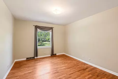 Bedroom - 3433 Ithaca Rd, Olympia Fields, IL 60461 photo 5 of 6