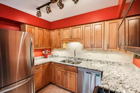 Kitchen - 3433 Ithaca Rd, Olympia Fields, IL 60461 photo 2 of 4