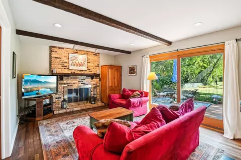 Living - 3433 Ithaca Rd, Olympia Fields, IL 60461 photo 3 of 4