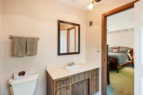 Bath - 3433 Ithaca Rd, Olympia Fields, IL 60461 photo 3 of 4