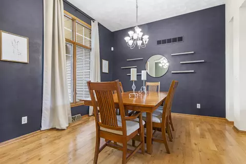 Dining - 6117 Windflower Way, Roscoe, IL 61073 photo 1 of 2