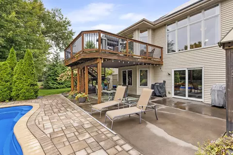 Exterior - 6117 Windflower Way, Roscoe, IL 61073 photo 8 of 11