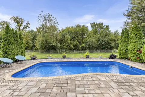 Exterior - 6117 Windflower Way, Roscoe, IL 61073 photo 6 of 11