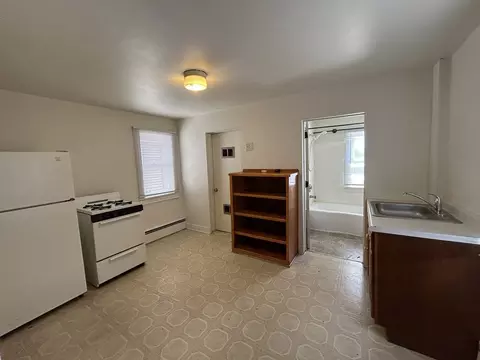 621 Holly St, Elgin, IL 60123 photo 6