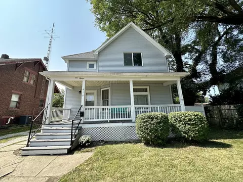 415 N Alexander St, Clinton, IL 61727